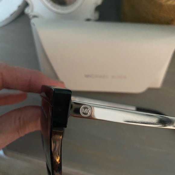 Michael Kors St. Kitts sunglasses and case